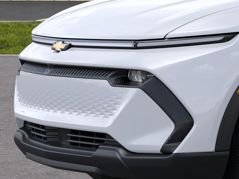 New 2026 Summit White Chevrolet LT image 13