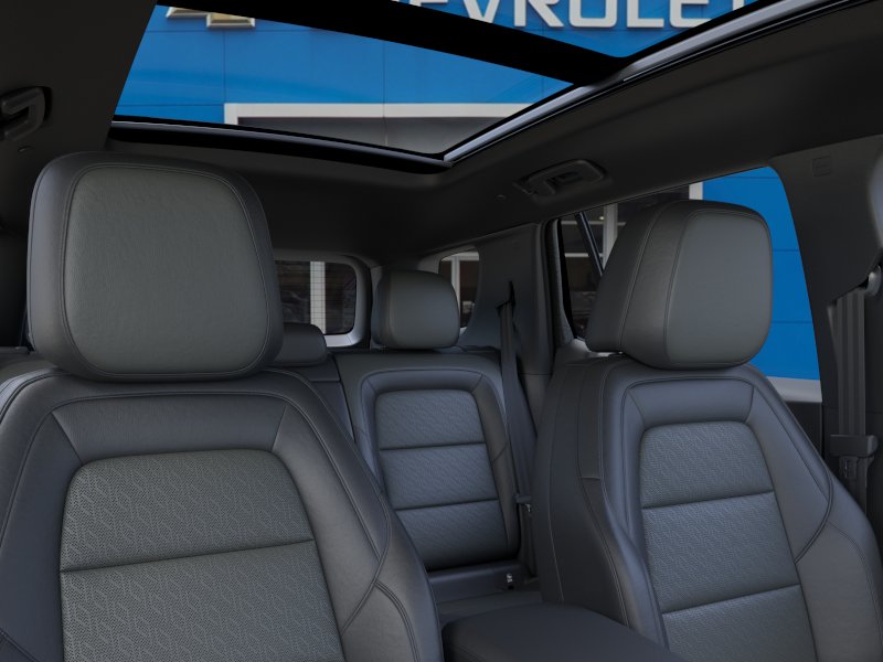New 2027 Summit White Chevrolet LT image 24