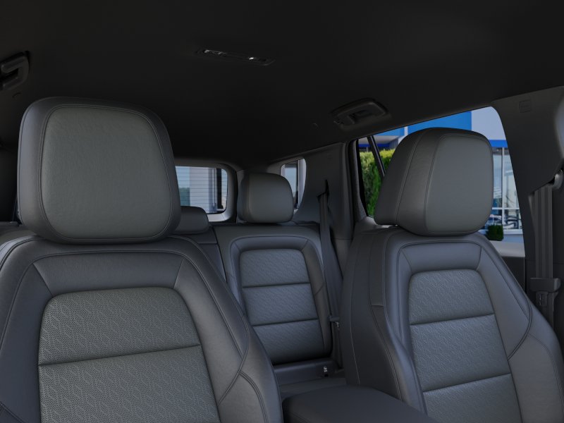 New 2027 Summit White Chevrolet LT image 25