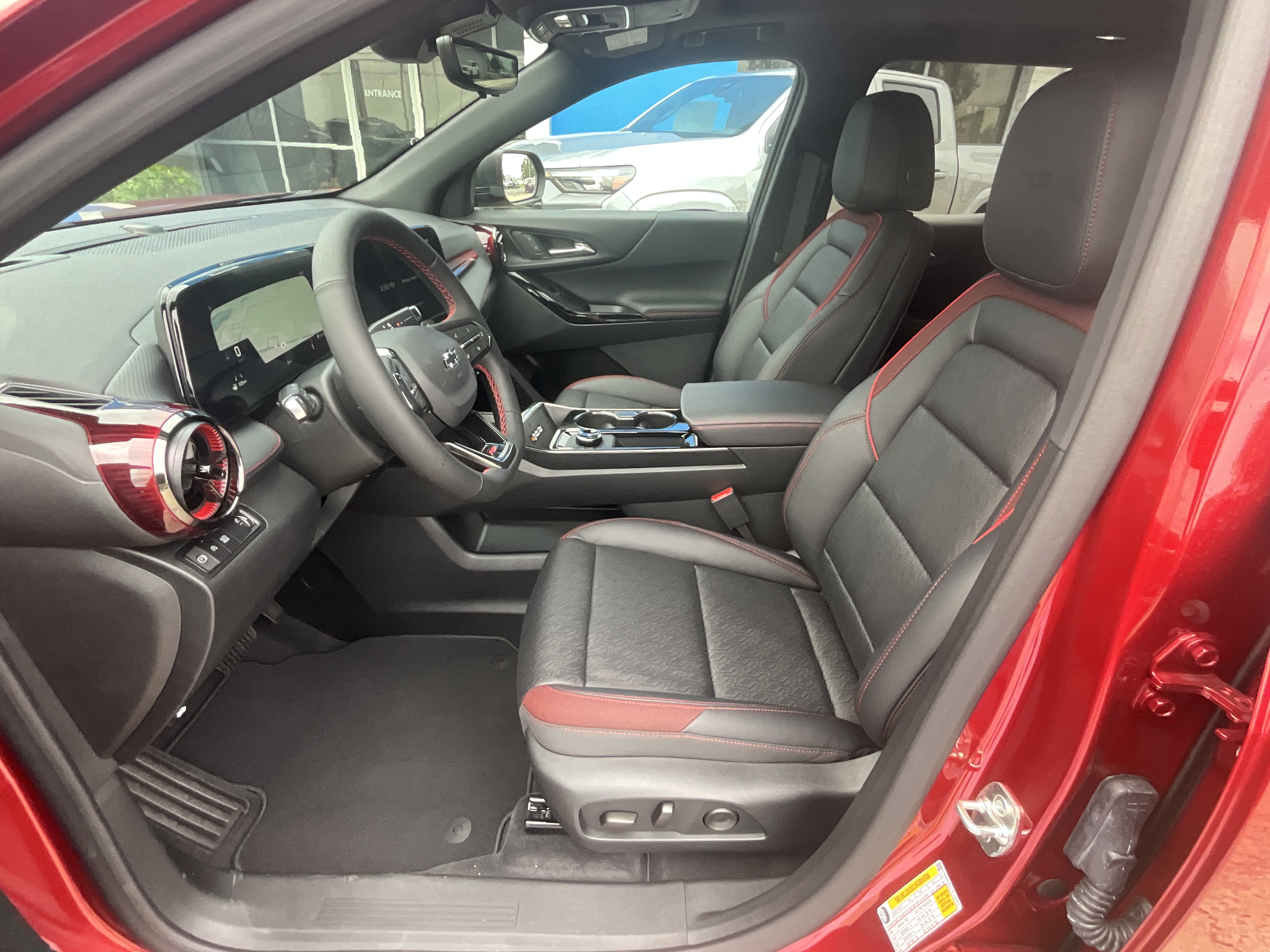 2027 Chevrolet Equinox RS - Photo 6