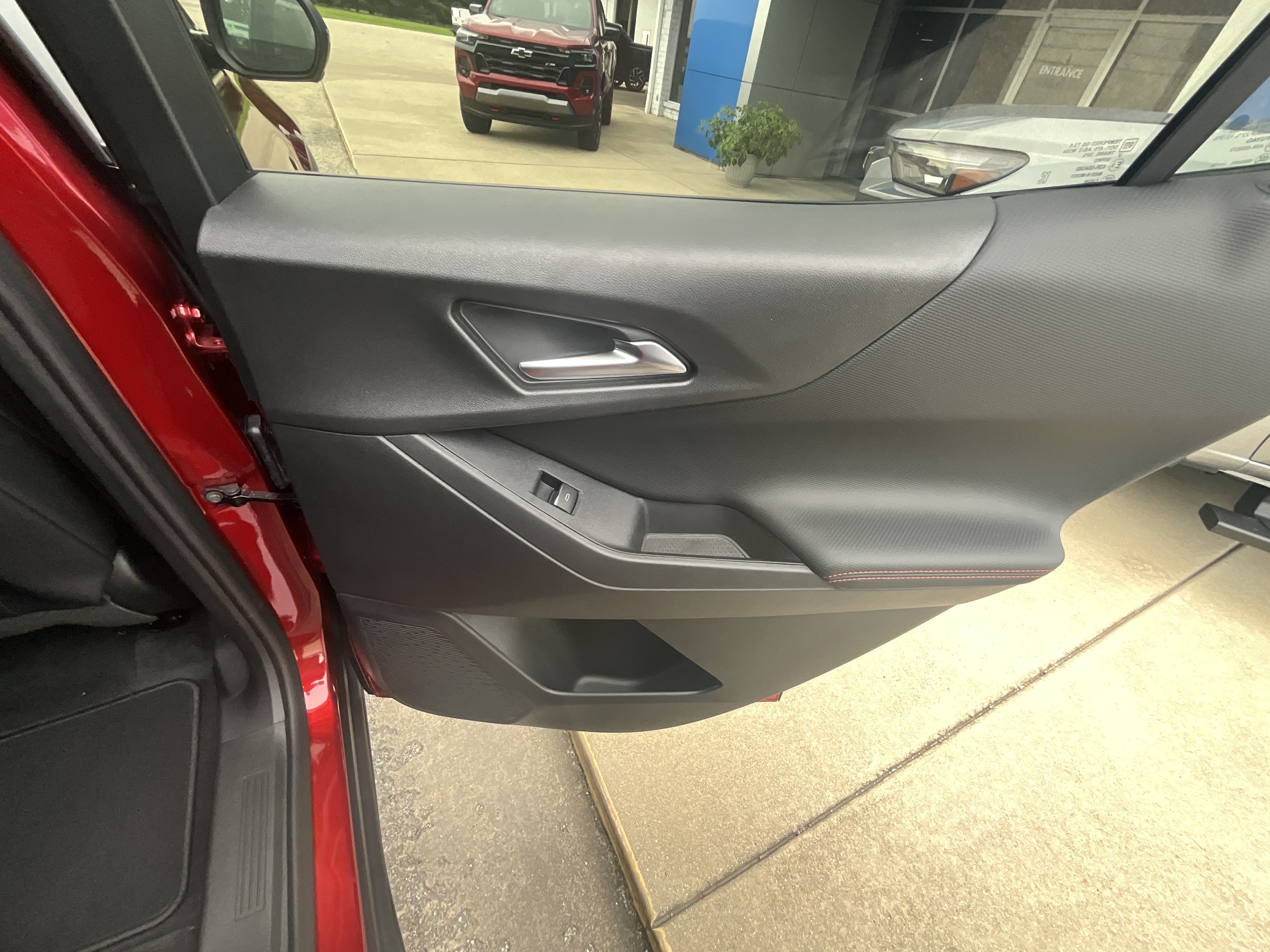 2027 Chevrolet Equinox RS - Photo 19