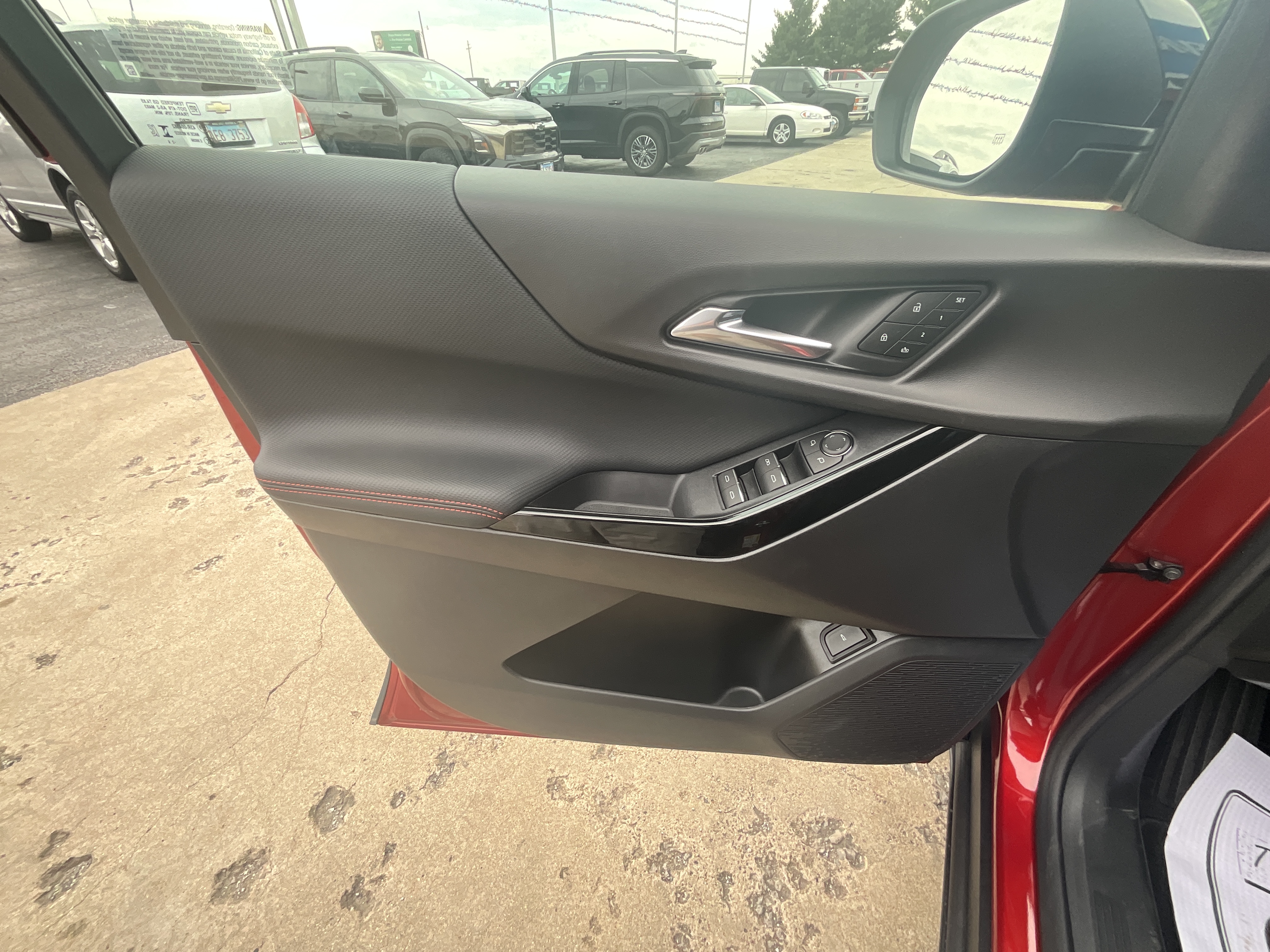 2027 Chevrolet Equinox RS - Photo 16