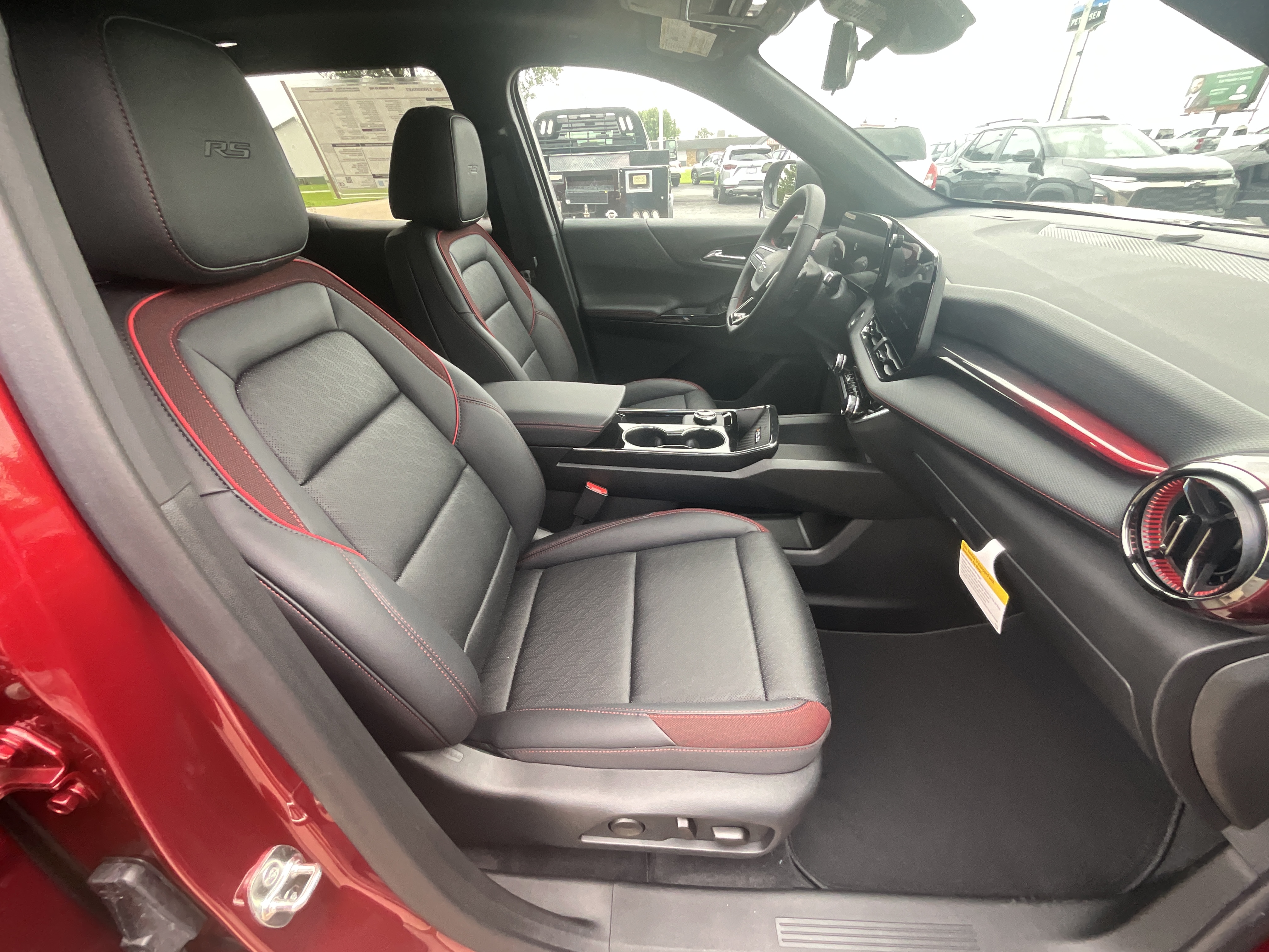 2027 Chevrolet Equinox RS - Photo 22