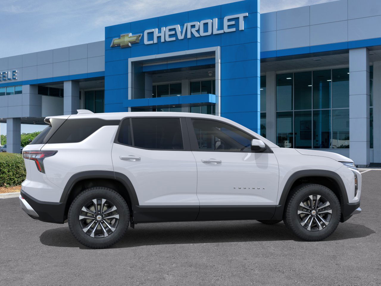 2026 Chevrolet Equinox LT photo 4