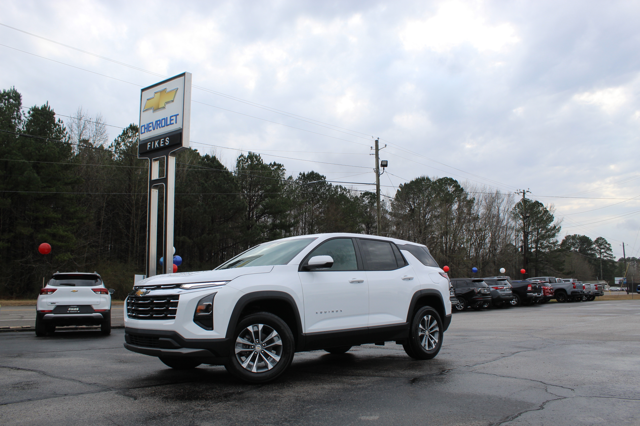 2026 Chevrolet Equinox LT's photo