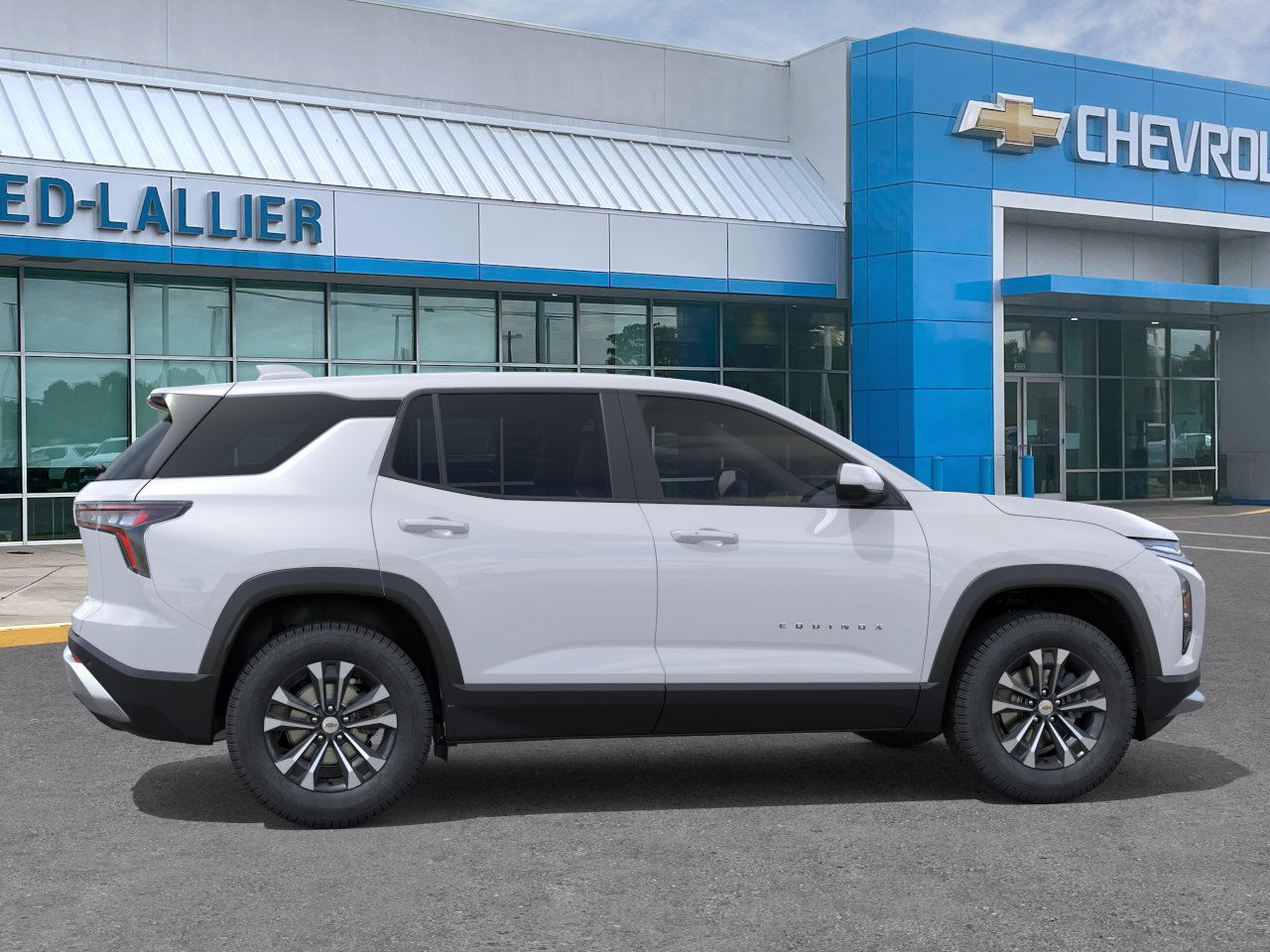 2026 Chevrolet Equinox LT photo 2