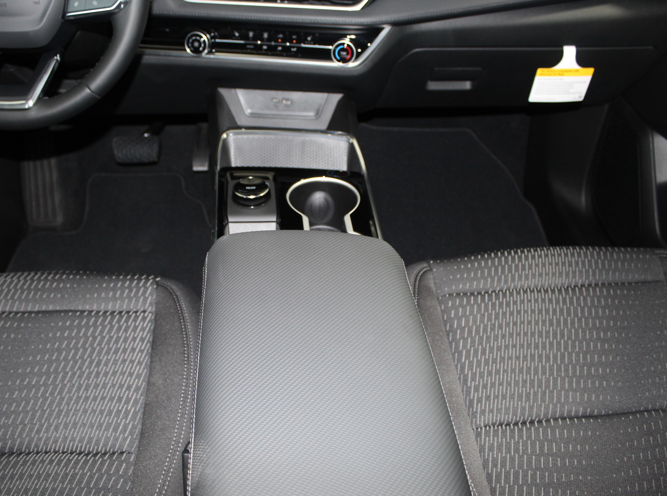 2026 Chevrolet Equinox LT photo 6