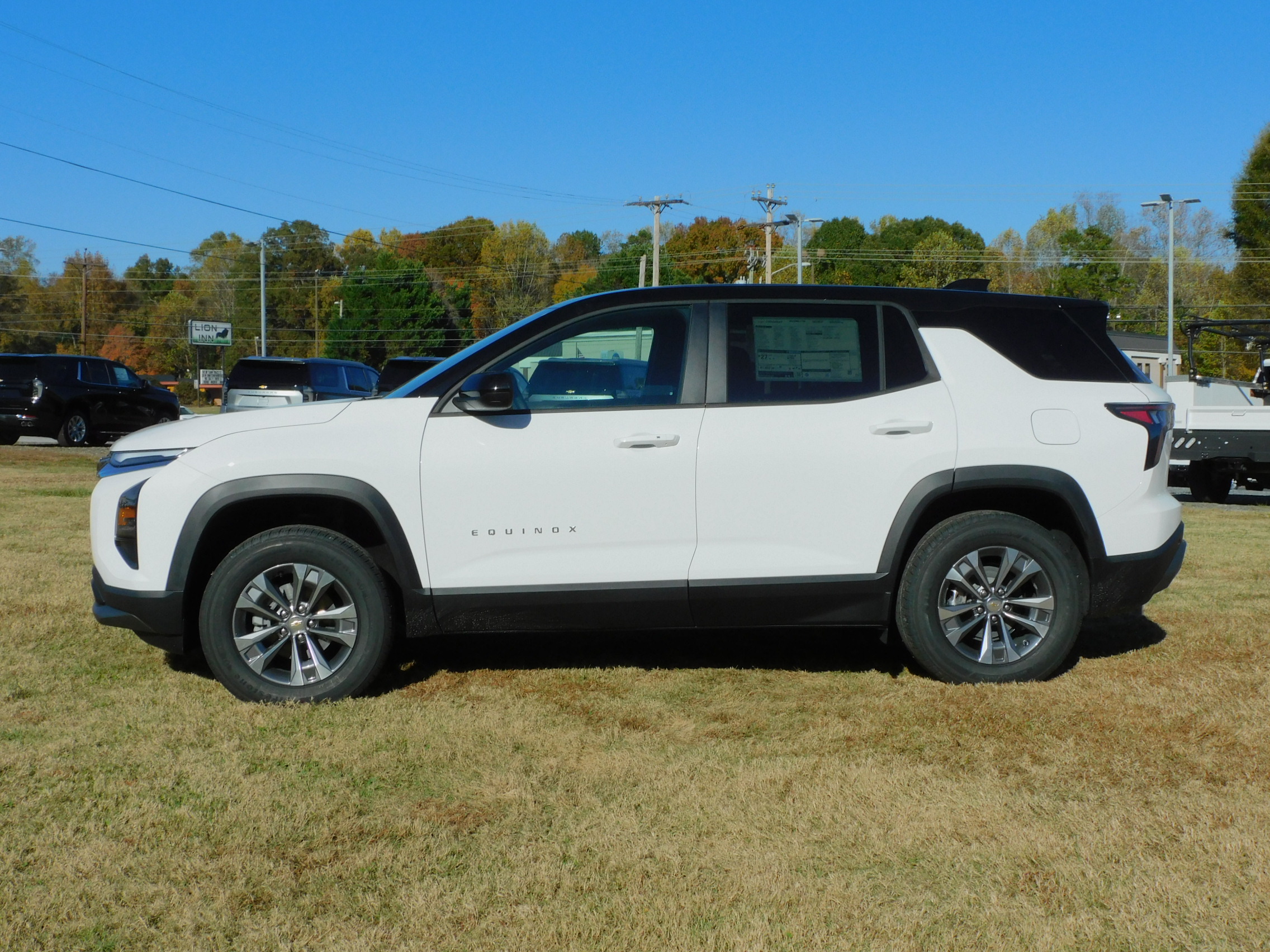 2026 Chevrolet Equinox LT photo 4