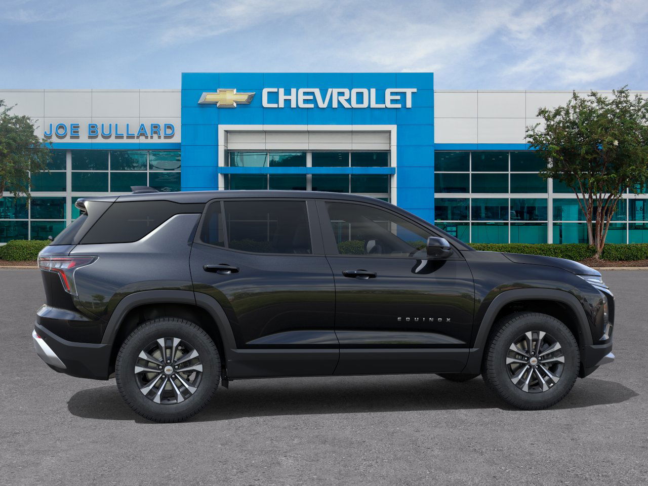 2026 Chevrolet Equinox LT photo 4