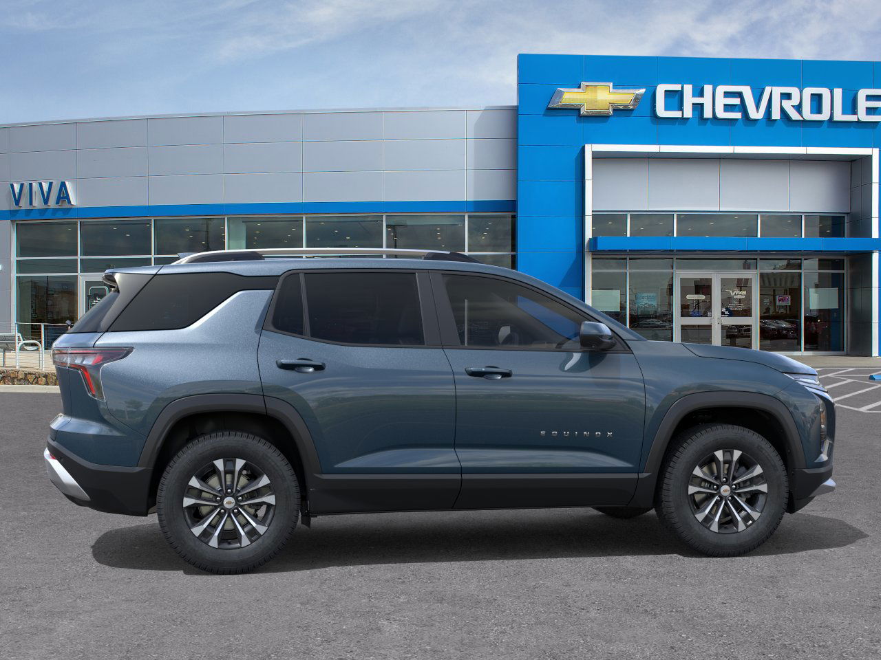 View vehicle photo 5