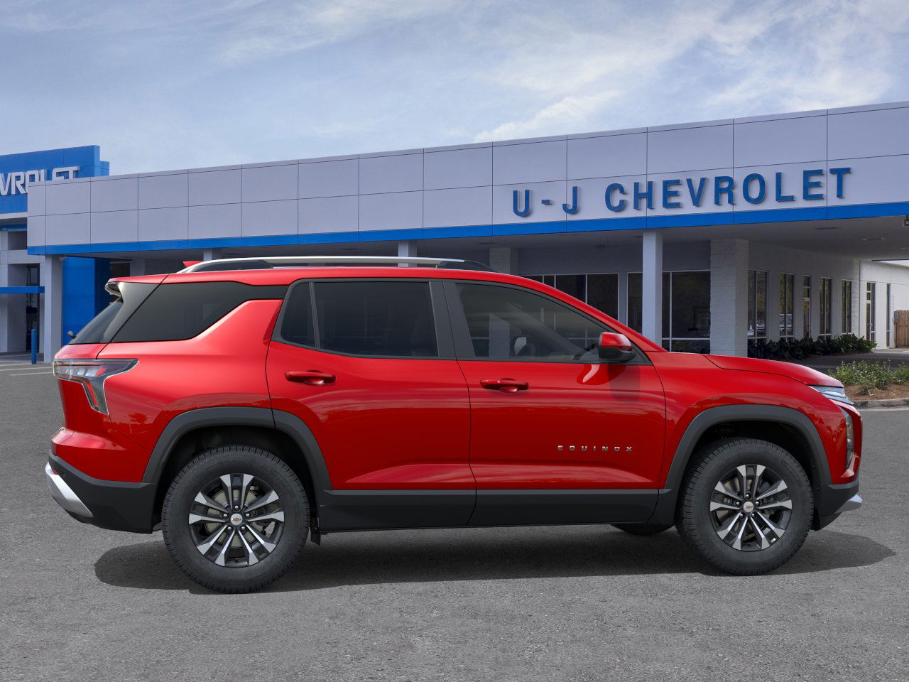 2026 Chevrolet Equinox LT photo 2