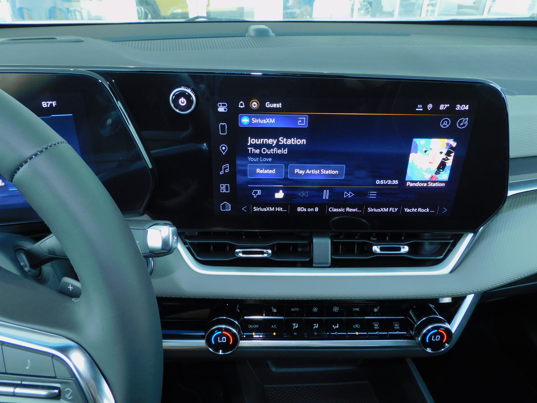 2026 Chevrolet Equinox LT photo 2