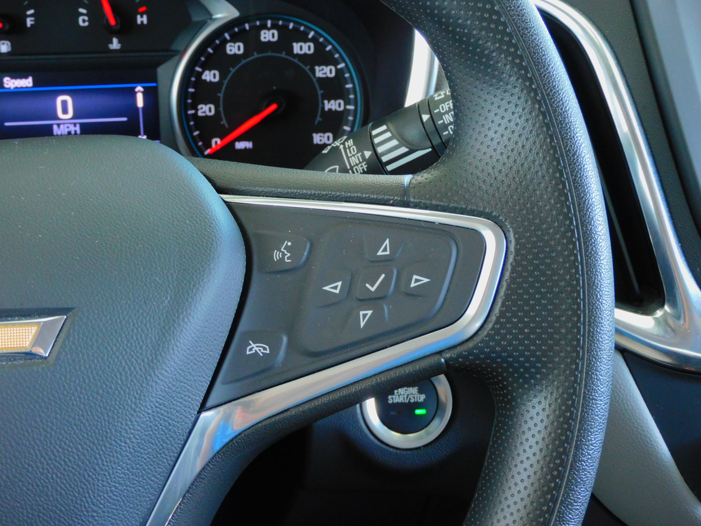 2023 Chevrolet Equinox LS photo 16