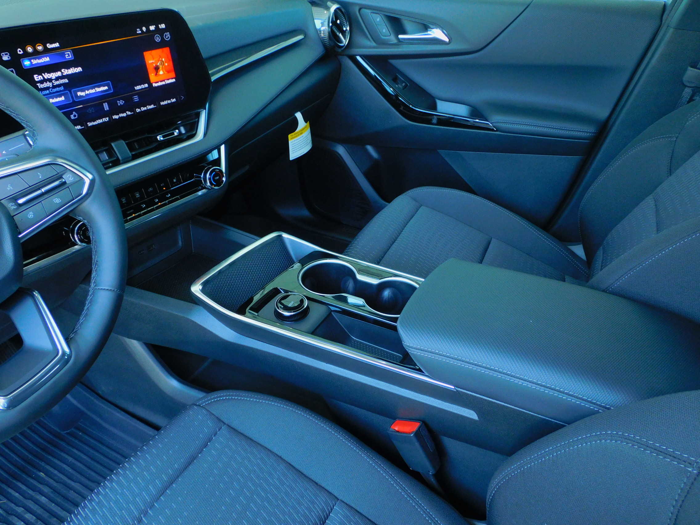 2026 Chevrolet Equinox LT photo 14