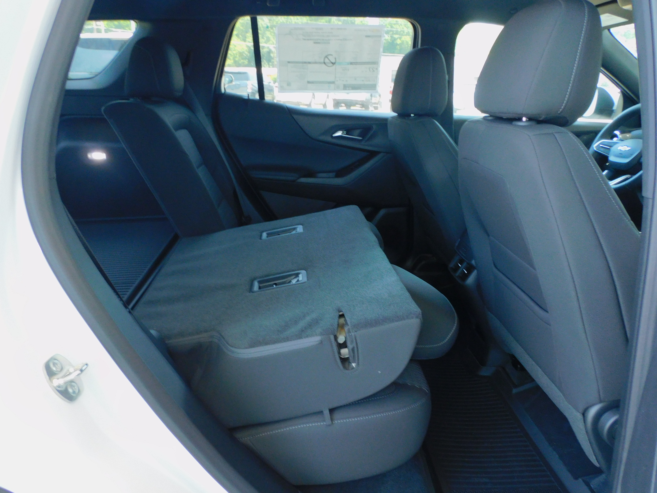 2026 Chevrolet Equinox LT photo 17