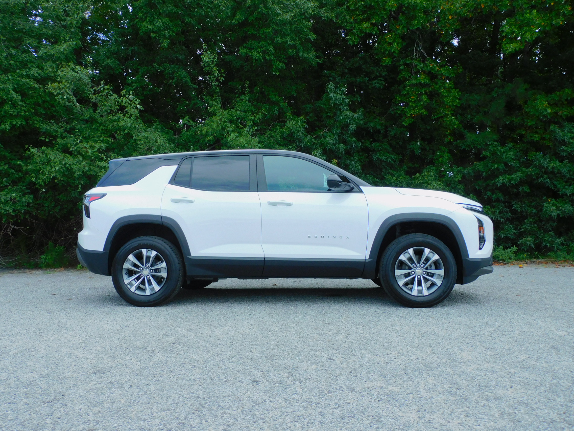 2026 Chevrolet Equinox LT - Photo 11