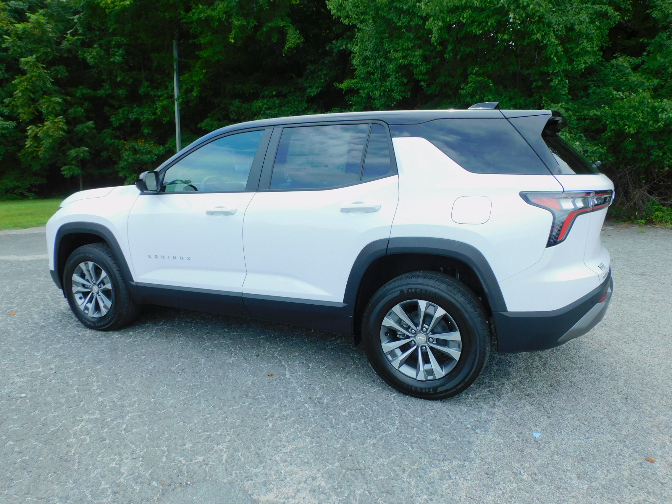 2026 Chevrolet Equinox LT - Photo 8