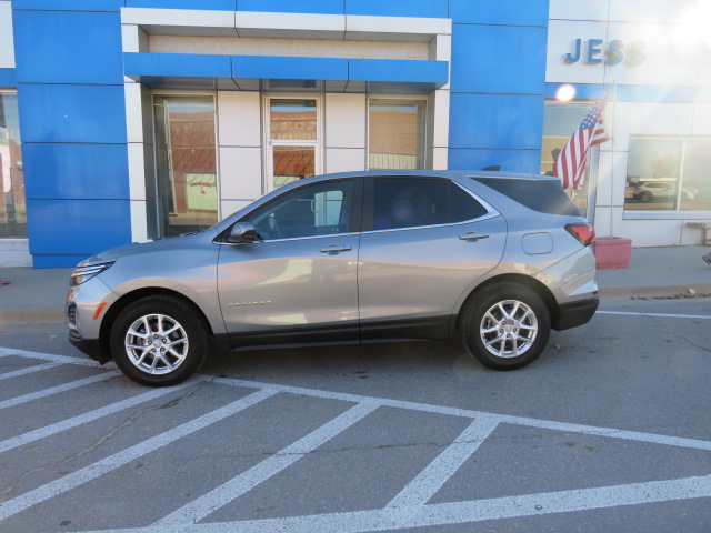 2024 Chevrolet Equinox LT's photo