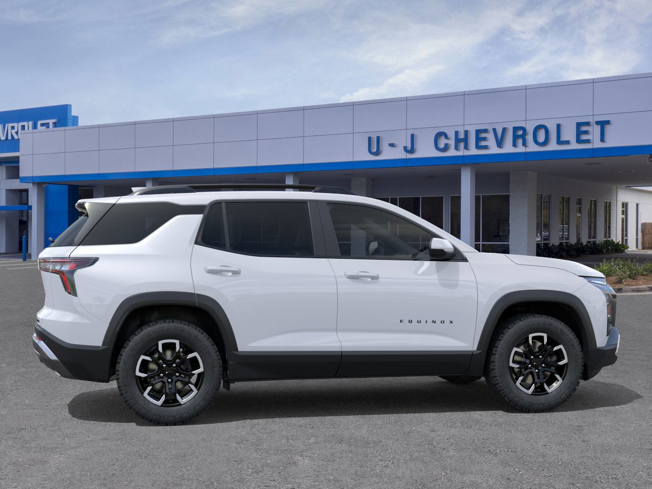 2026 Chevrolet Equinox ACTIV photo 5