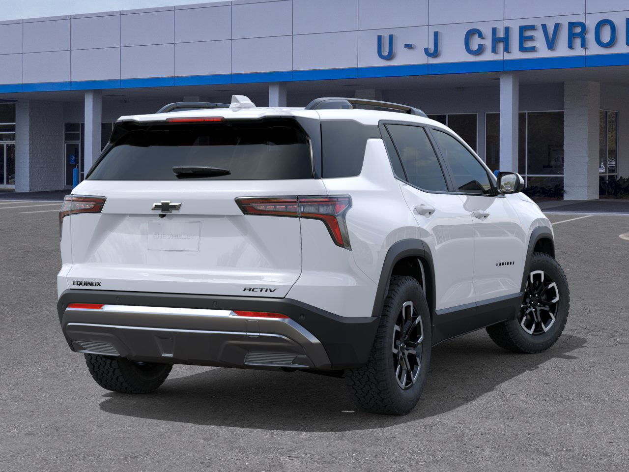 2026 Chevrolet Equinox ACTIV photo 4