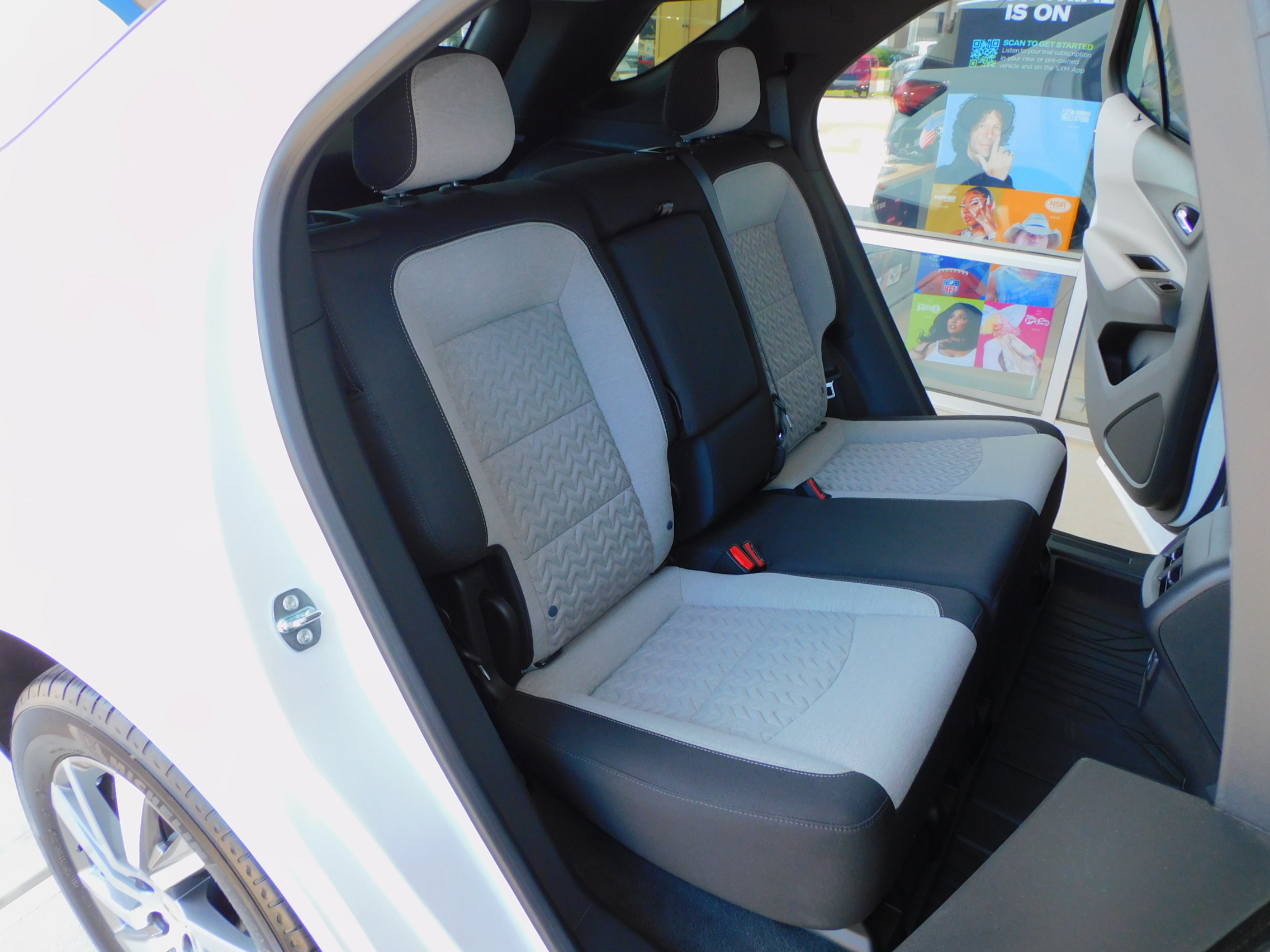 2023 Chevrolet Equinox LT photo 20