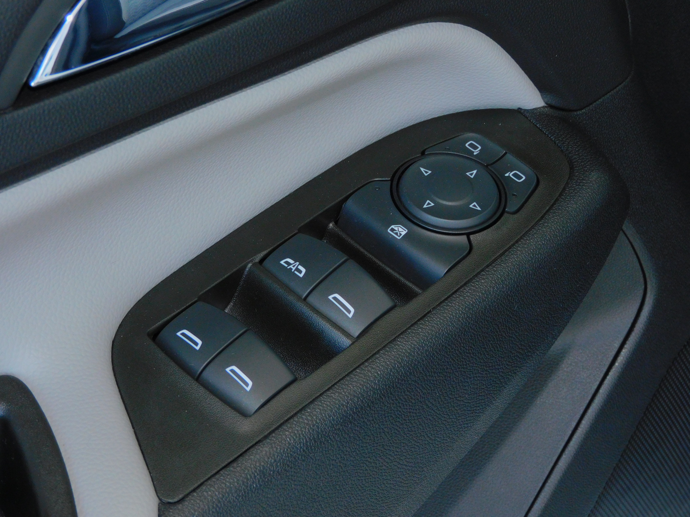 2023 Chevrolet Equinox LT photo 14