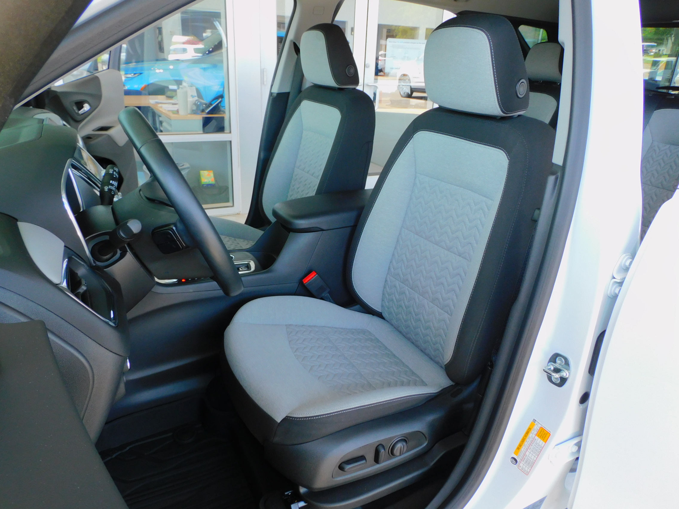 2023 Chevrolet Equinox LT photo 16