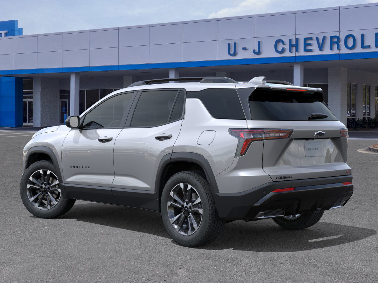 2026 Chevrolet Equinox RS photo 2