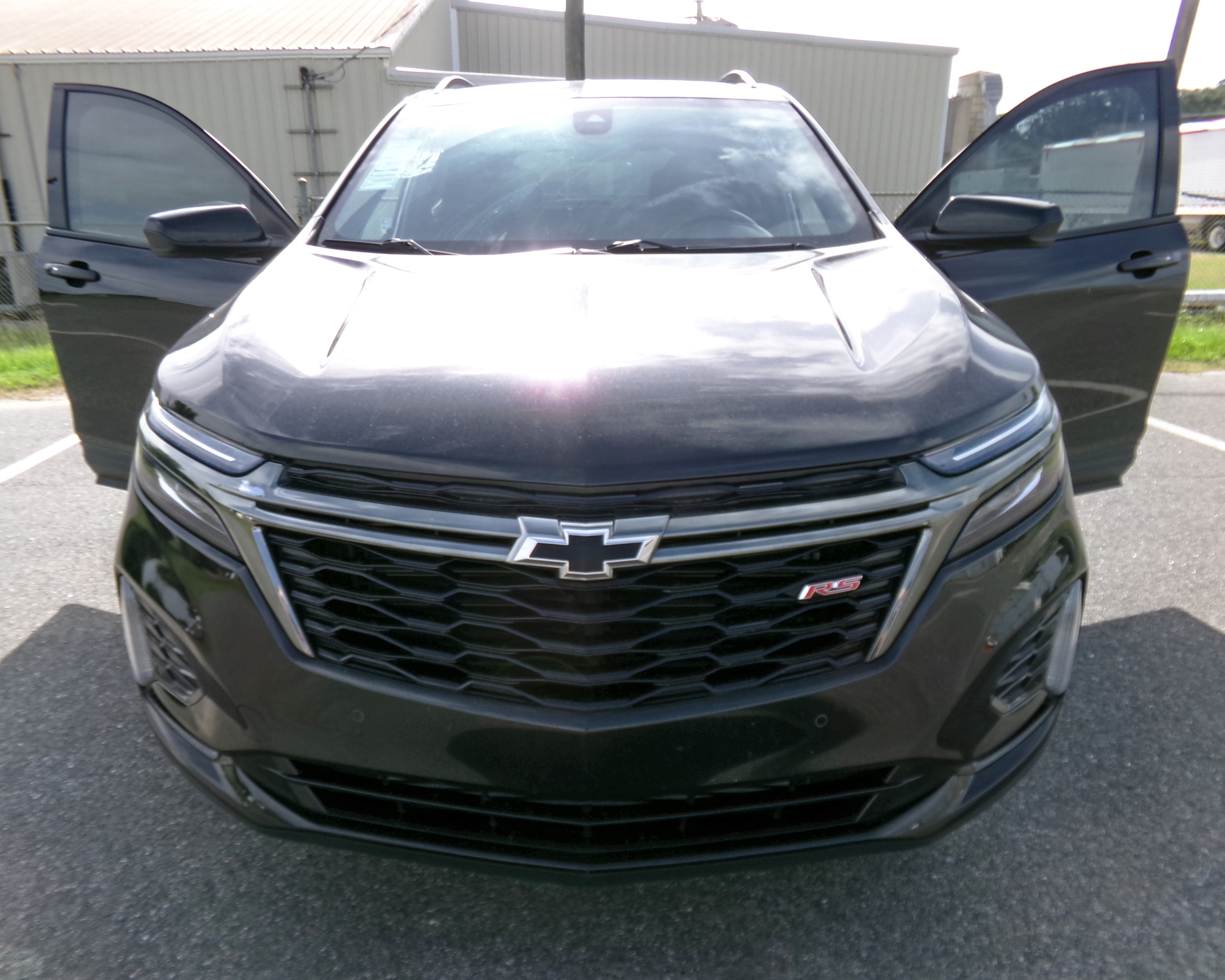 Used 2023 Mosaic Black Metallic Chevrolet RS image 6