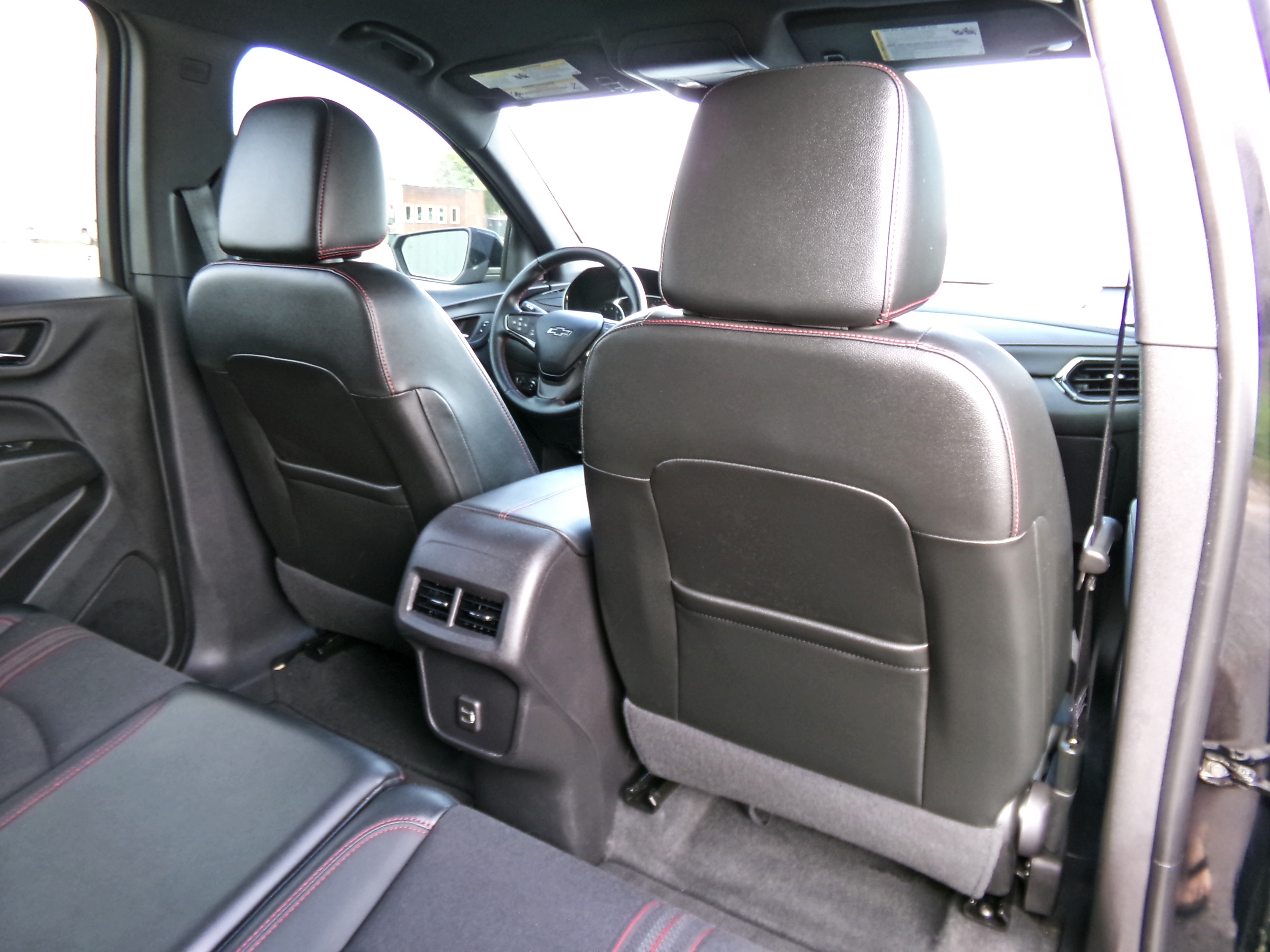 Used 2023 Mosaic Black Metallic Chevrolet RS image 15