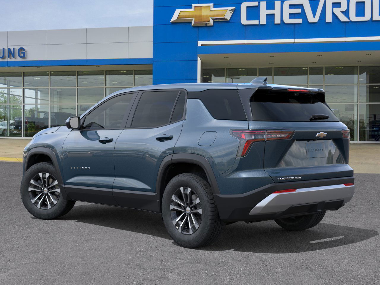 2026 Chevrolet Equinox LT photo 4