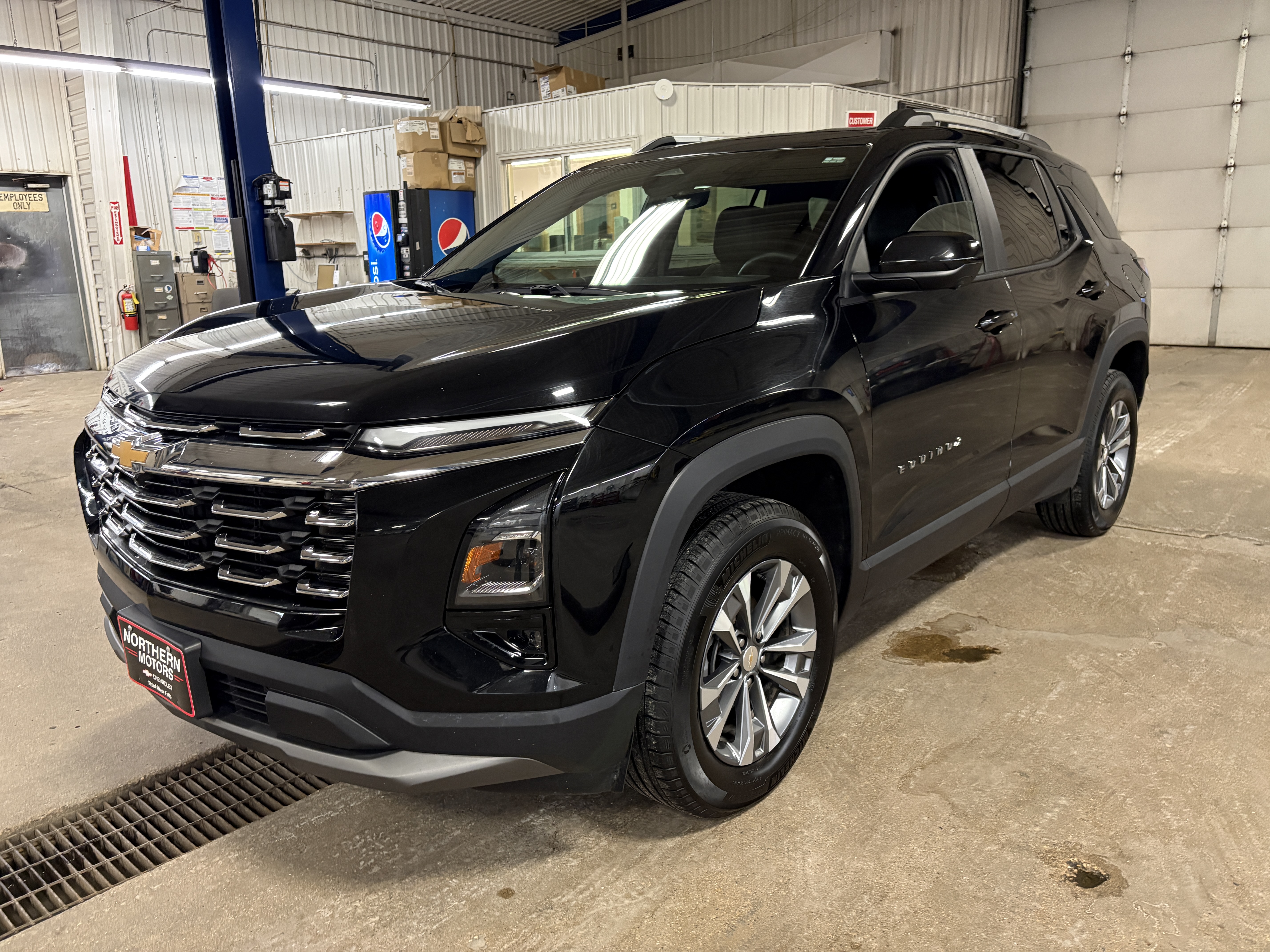 Used 2025 Chevrolet Equinox LT with VIN 3GNAXPEG5SL216471 for sale in Thief River Falls, Minnesota