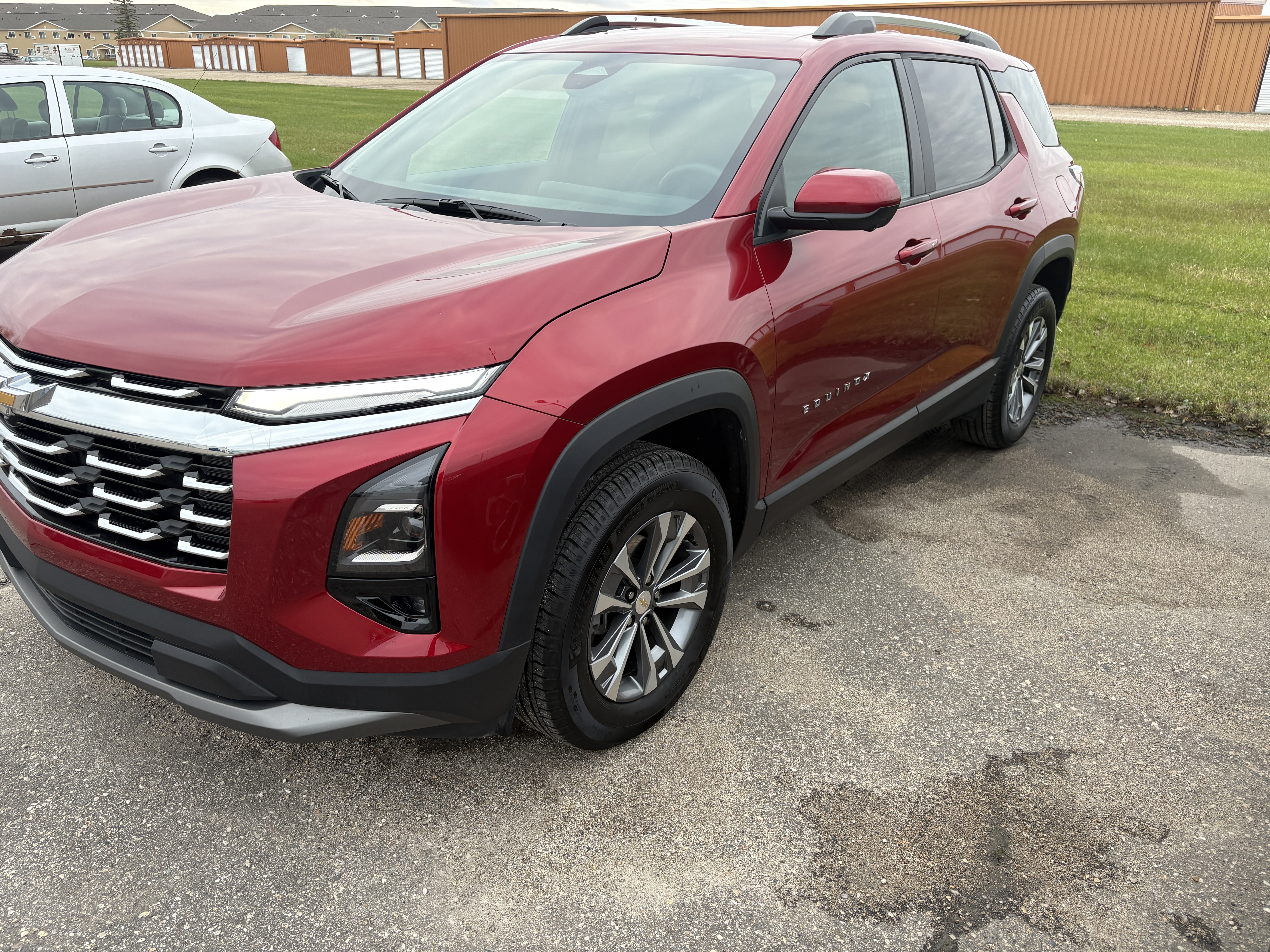 Used 2025 Chevrolet Equinox LT with VIN 3GNAXPEG6SL186526 for sale in Thief River Falls, Minnesota