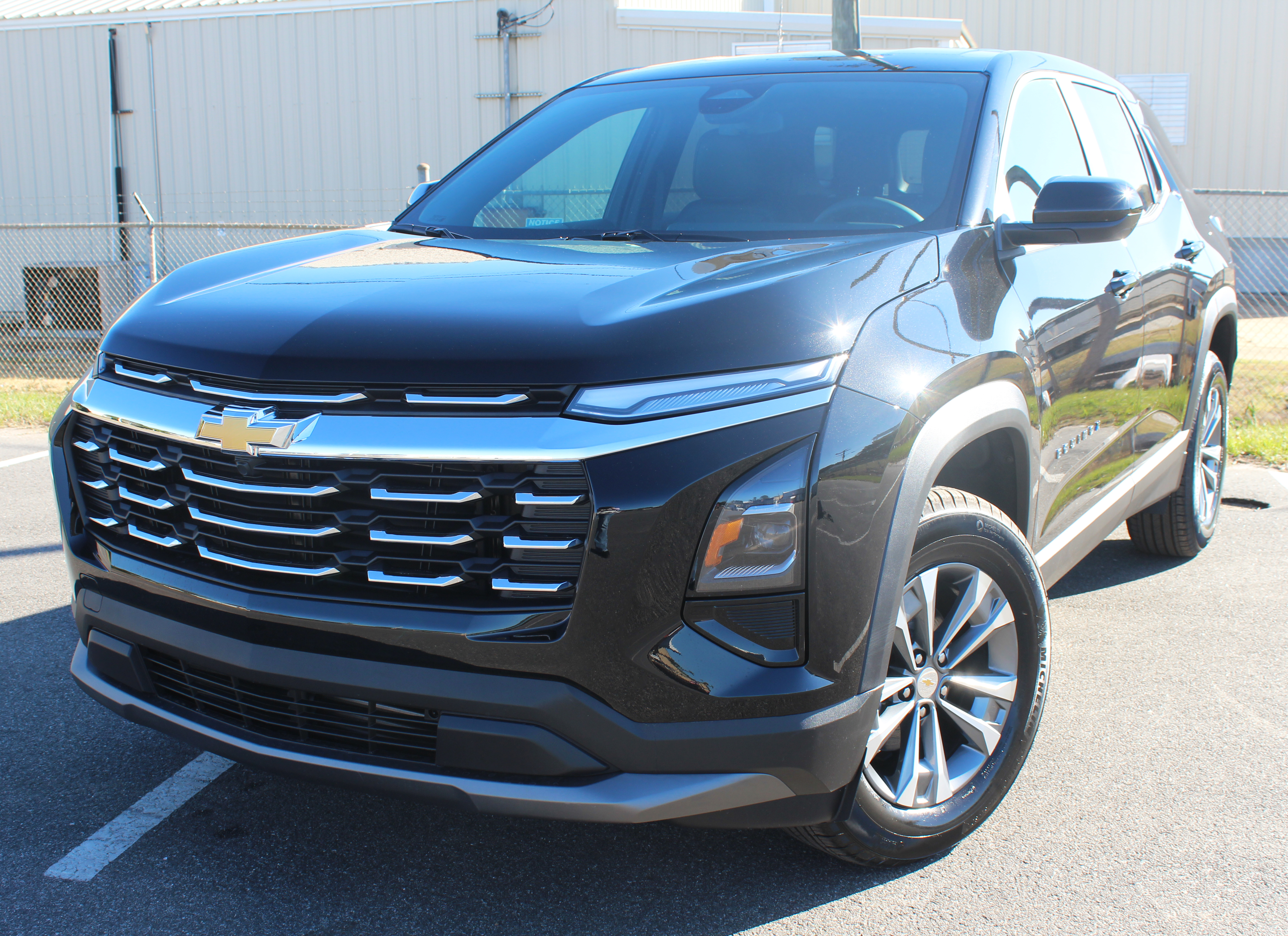 2026 Chevrolet Equinox LT's photo