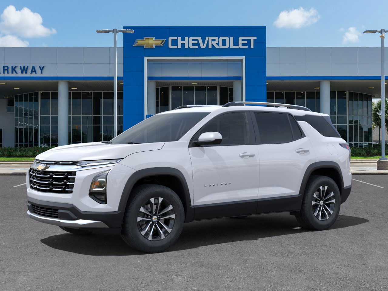 2025 Chevrolet Equinox LT photo 2