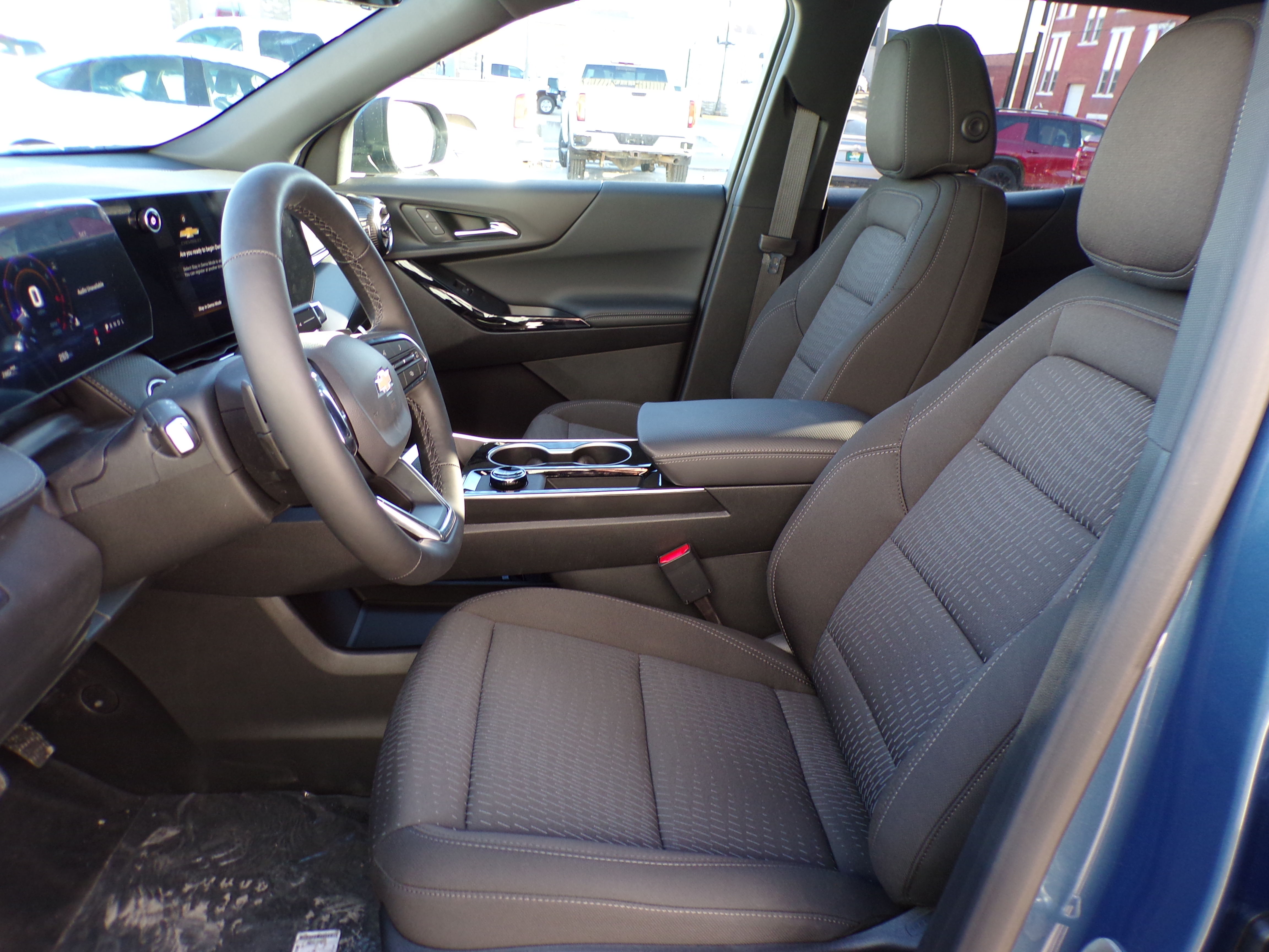2026 Chevrolet Equinox LT - Photo 11
