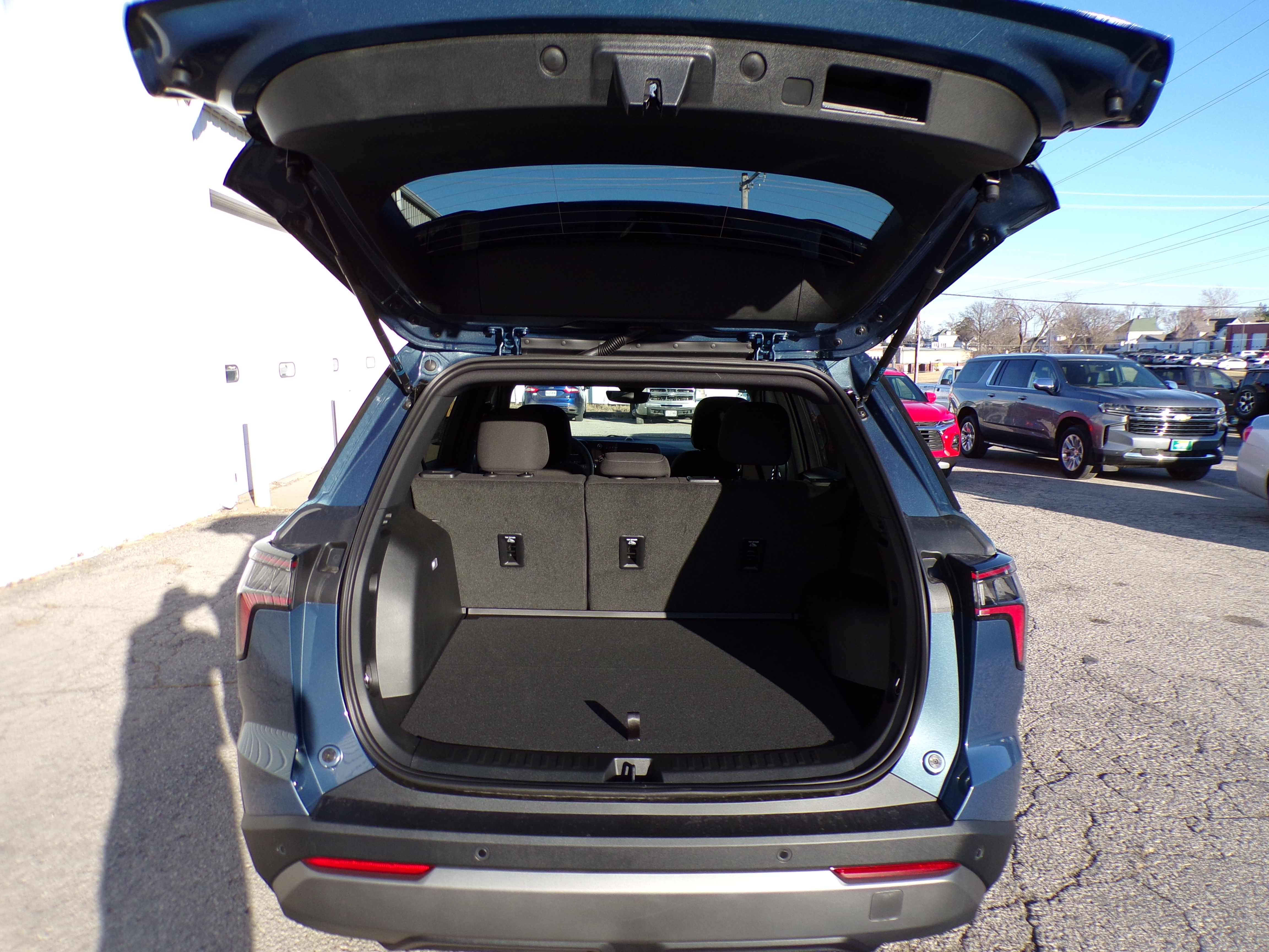 2026 Chevrolet Equinox LT - Photo 9