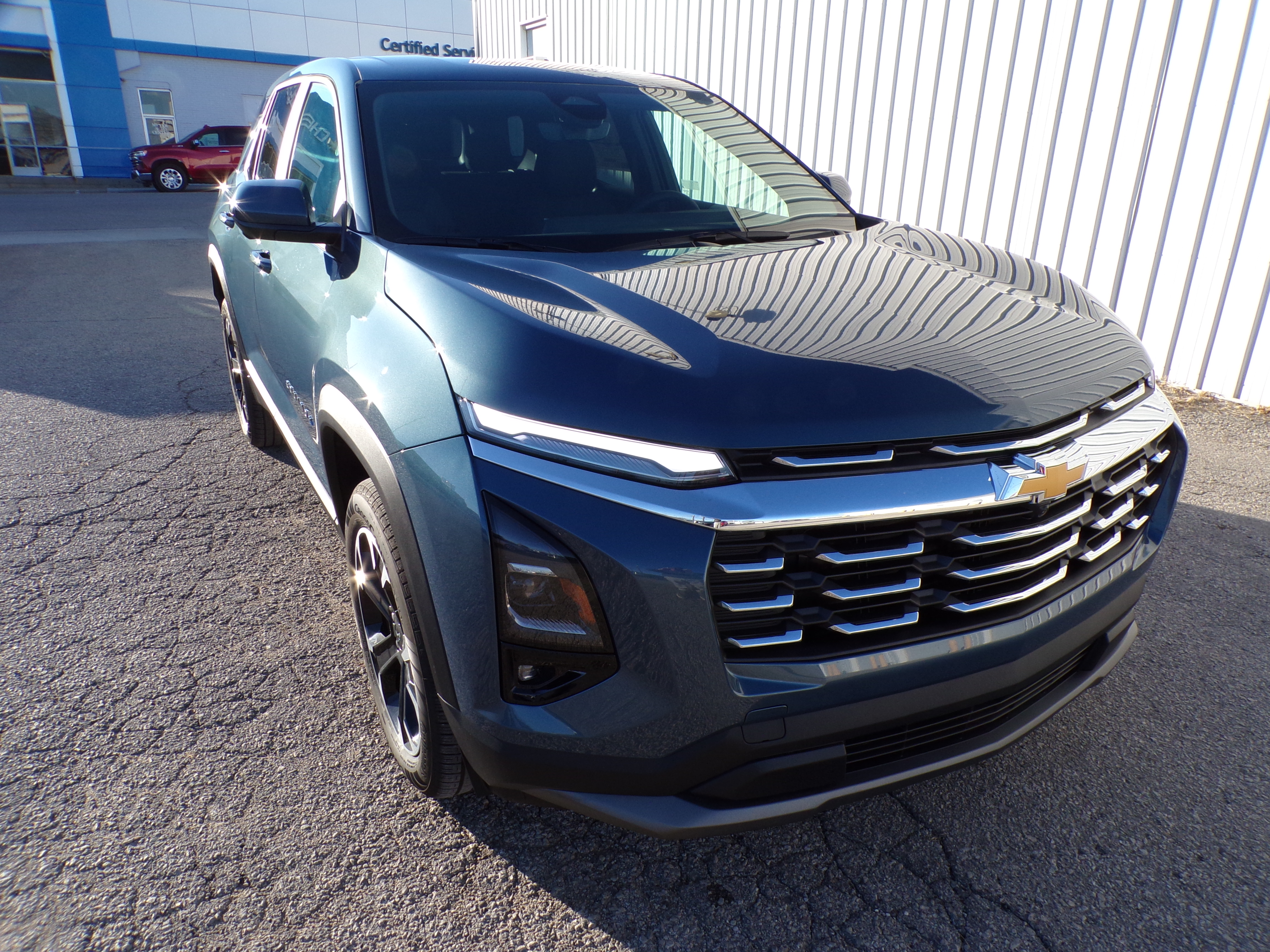 2026 Chevrolet Equinox LT - Photo 2