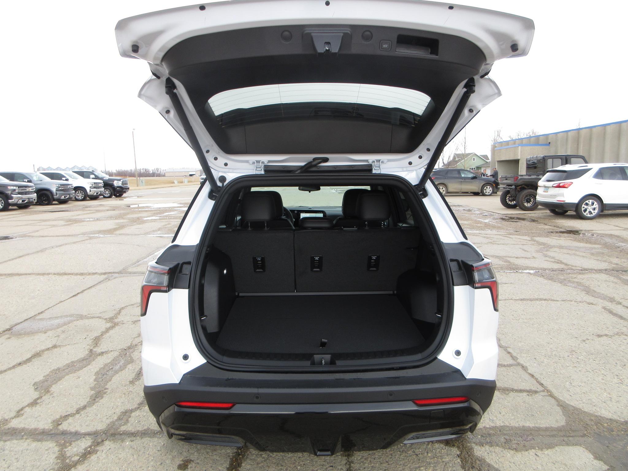 2026 Chevrolet Equinox RS - Photo 25