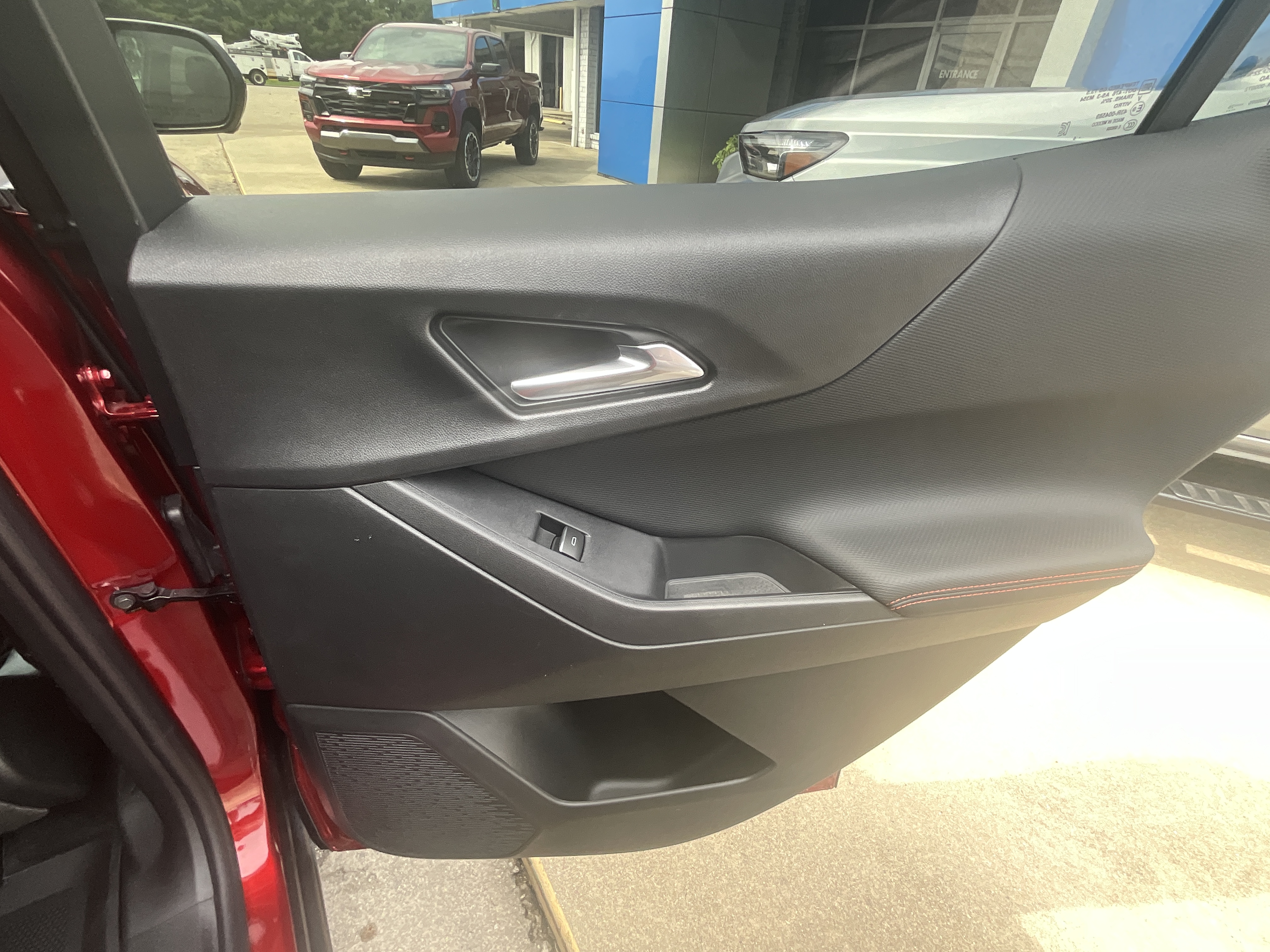 2027 Chevrolet Equinox RS - Photo 19