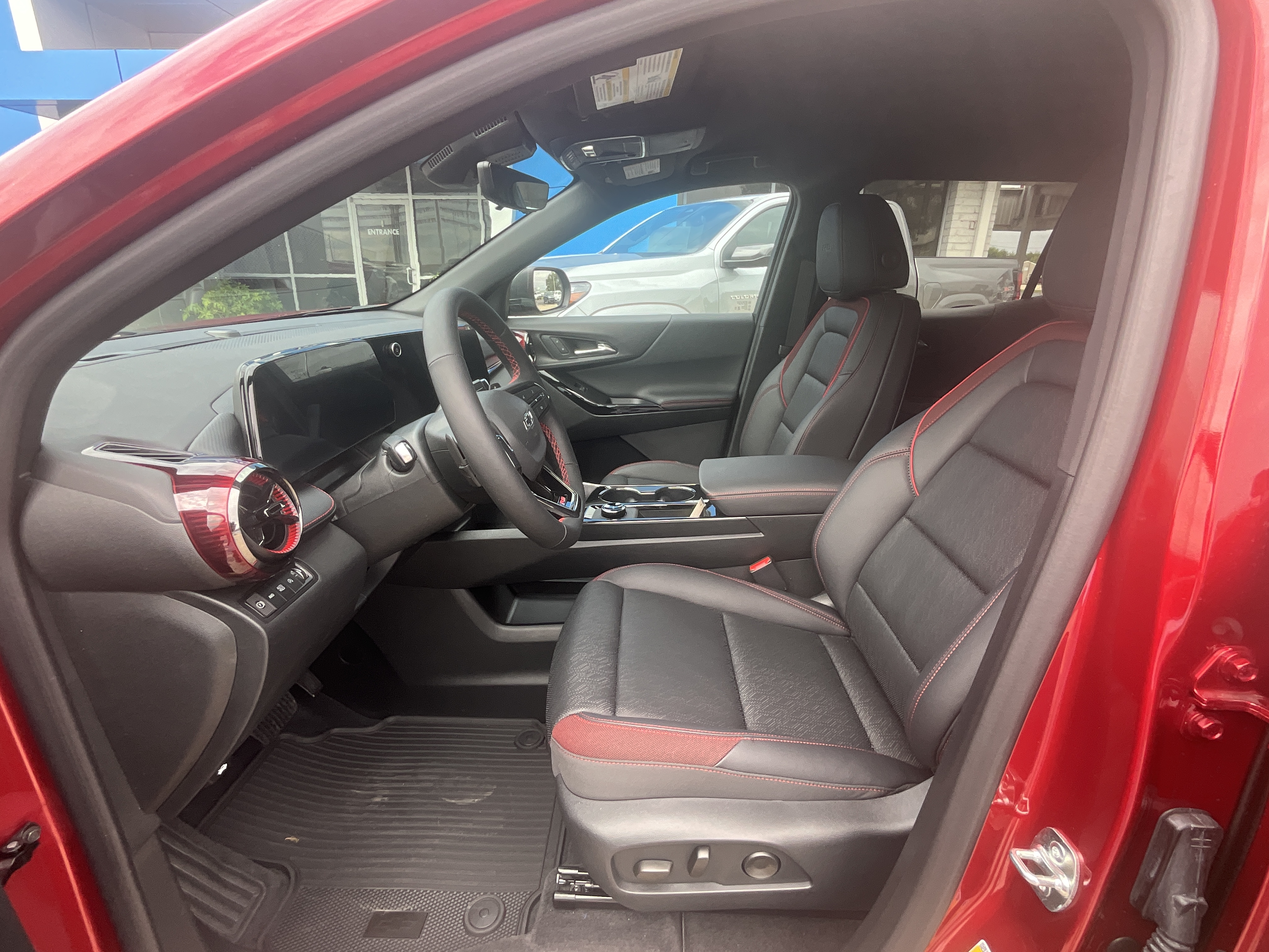 2027 Chevrolet Equinox RS - Photo 6