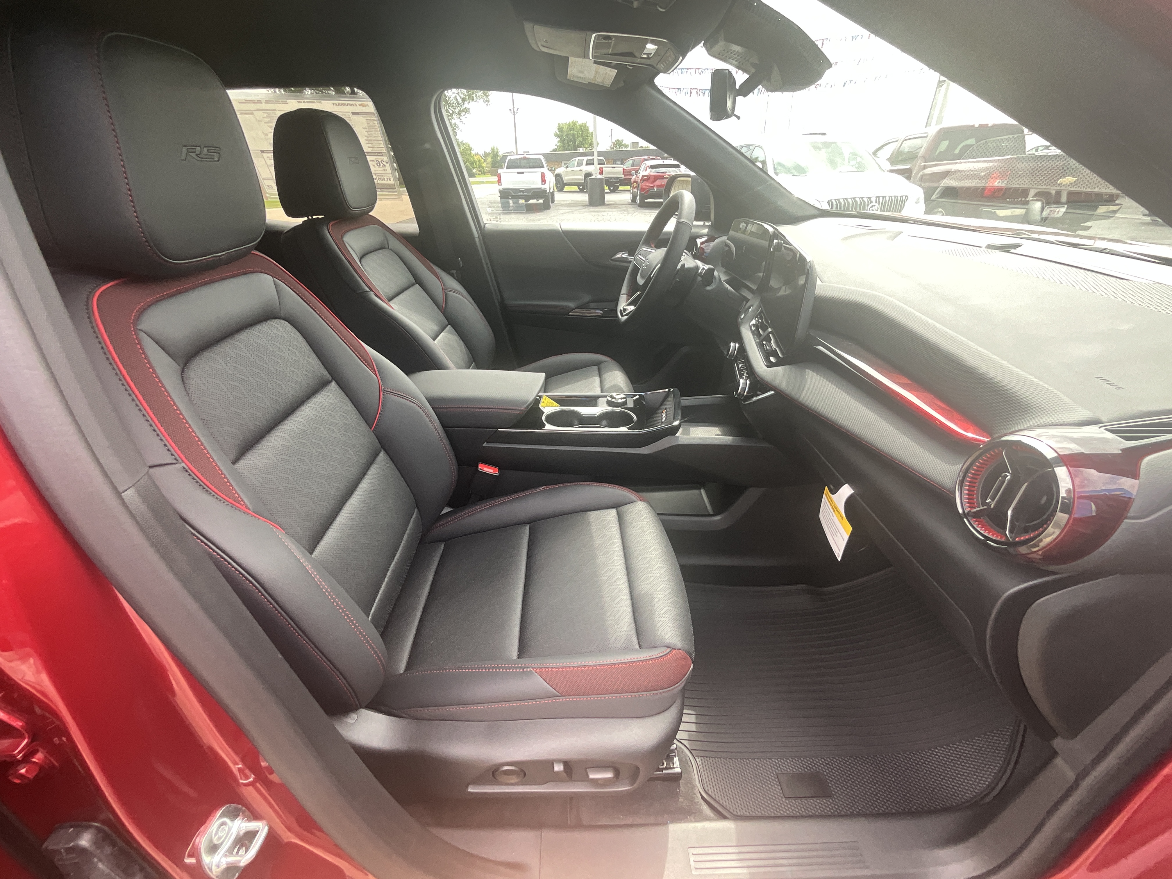 2027 Chevrolet Equinox RS - Photo 21