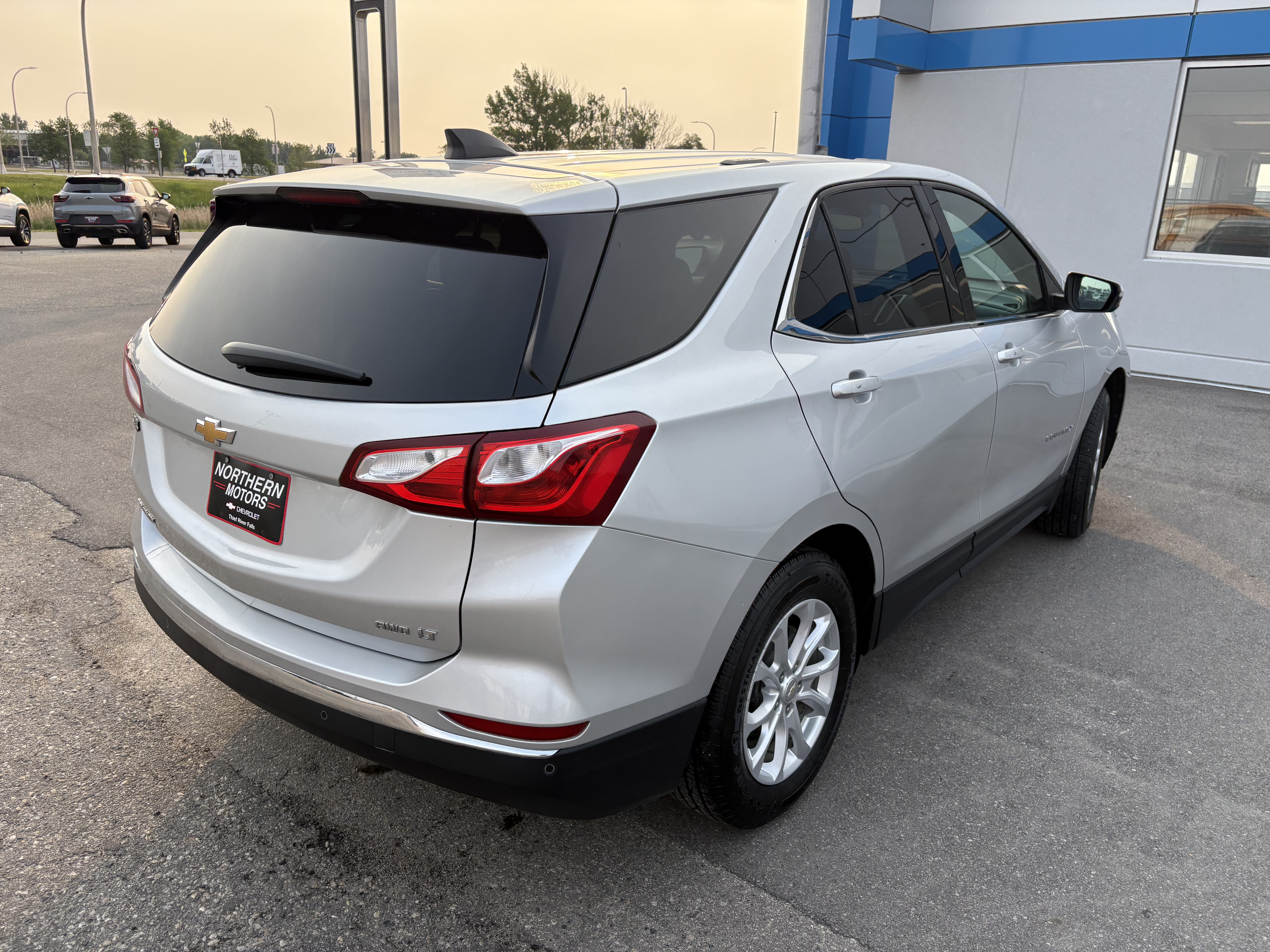 Used 2019 Chevrolet Equinox LT with VIN 3GNAXUEV0KS545517 for sale in Thief River Falls, Minnesota