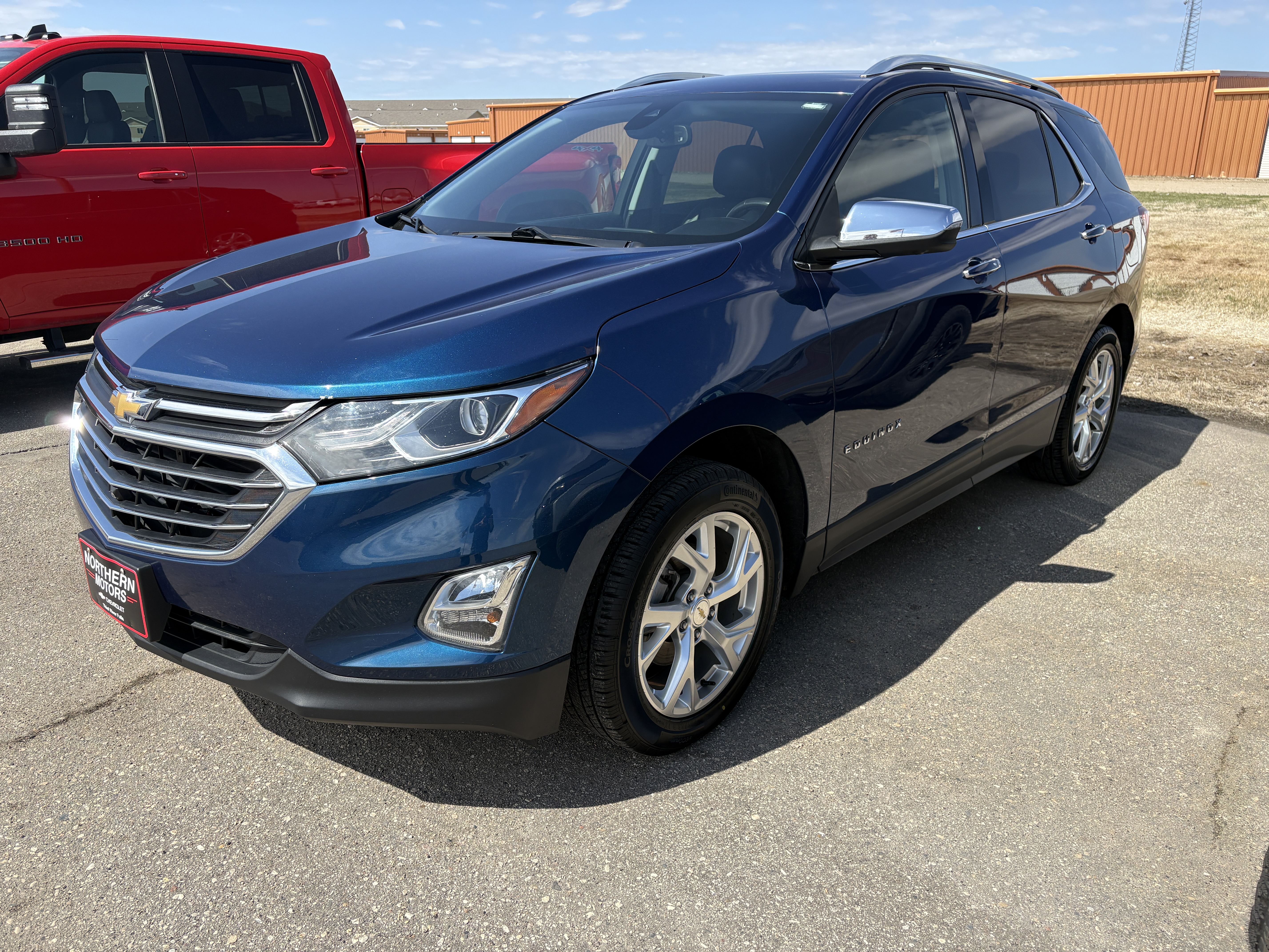 Used 2019 Chevrolet Equinox Premier with VIN 3GNAXXEV0KL248758 for sale in Thief River Falls, Minnesota