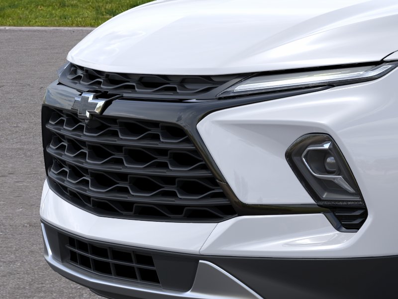 New 2026 Summit White Chevrolet 2LT image 13