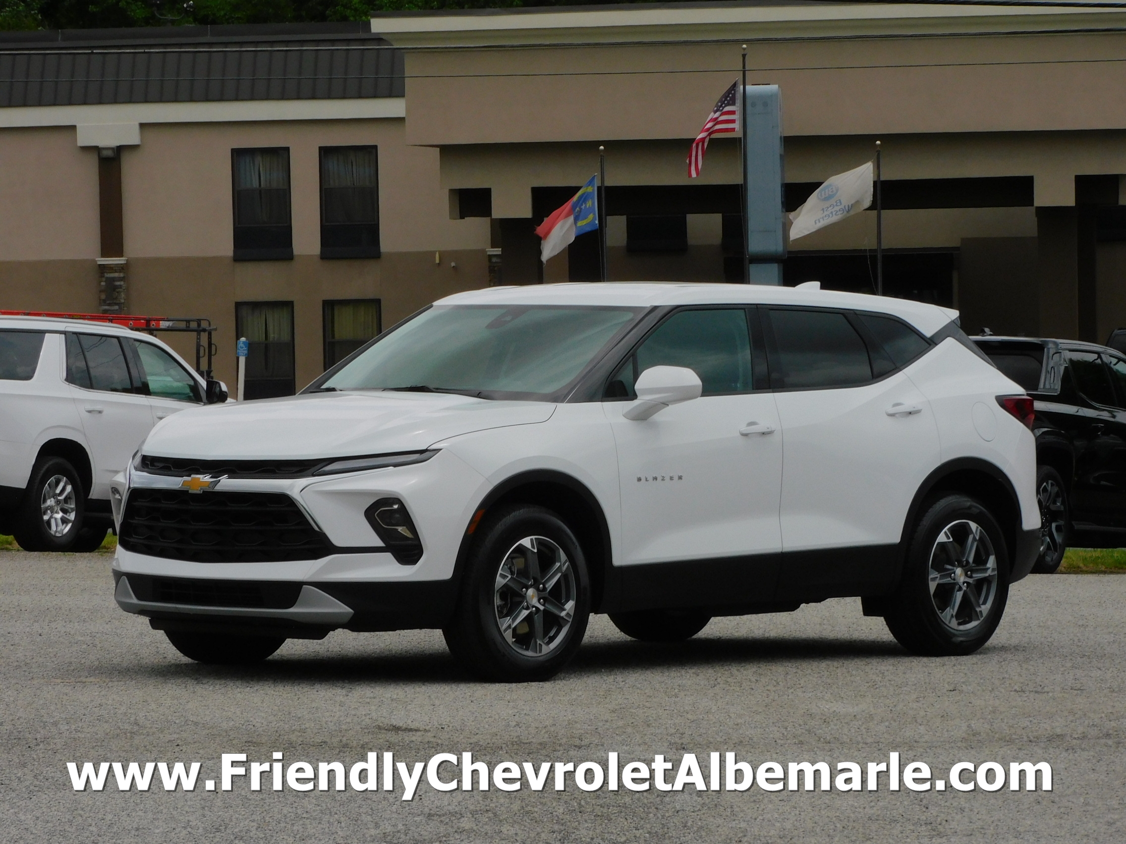 2025 Chevrolet Blazer 2.0T 2LT FWD's photo