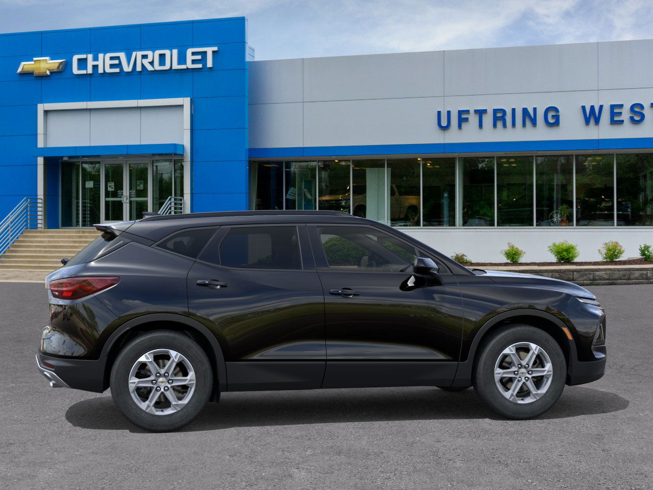 2025 Chevrolet Blazer 2LT photo 2