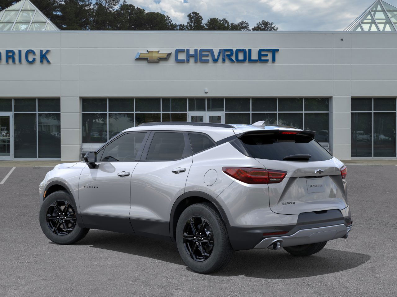 2025 Chevrolet Blazer 2LT photo 2