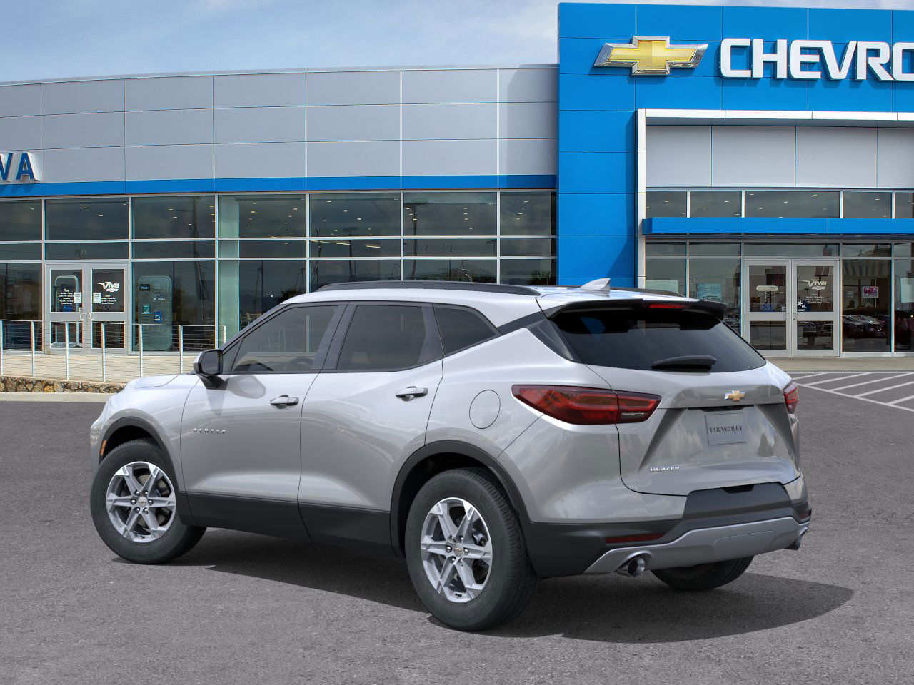 2025 Chevrolet Blazer 2LT photo 2