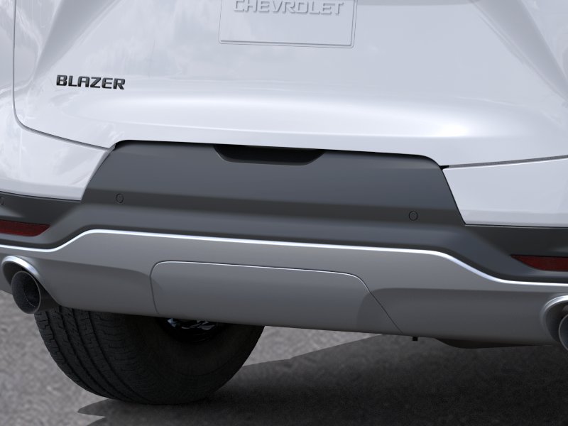 New 2026 Summit White Chevrolet 2LT image 38